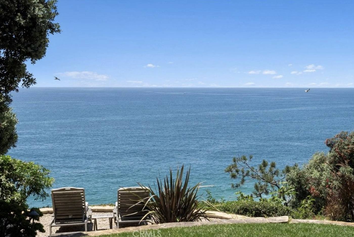 Infinity lawn to ocean